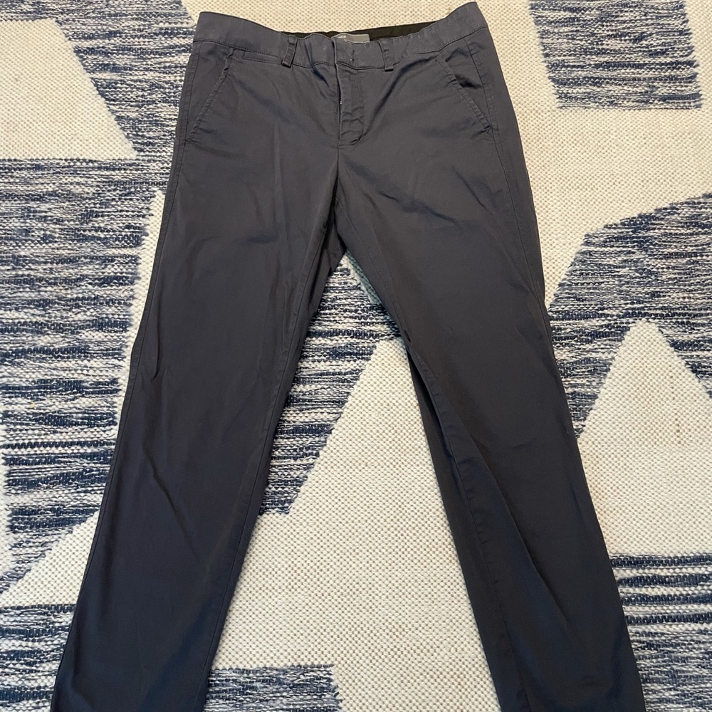 Vince Navy Blue Straight Leg Pants - Size 4